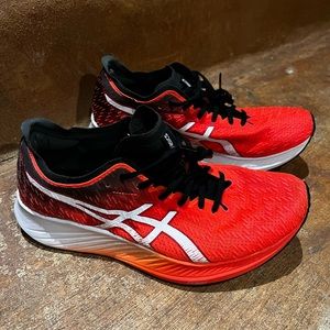 ASICS Magic Speed